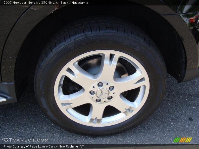 Black / Macadamia 2007 Mercedes-Benz ML 350 4Matic
