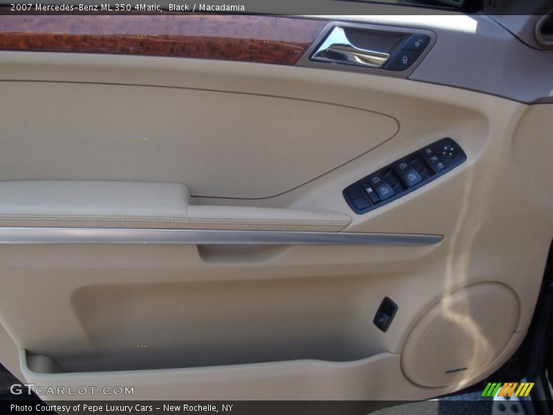 Black / Macadamia 2007 Mercedes-Benz ML 350 4Matic