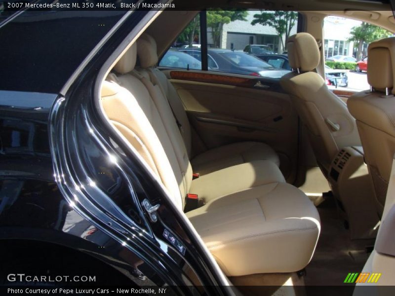 Black / Macadamia 2007 Mercedes-Benz ML 350 4Matic