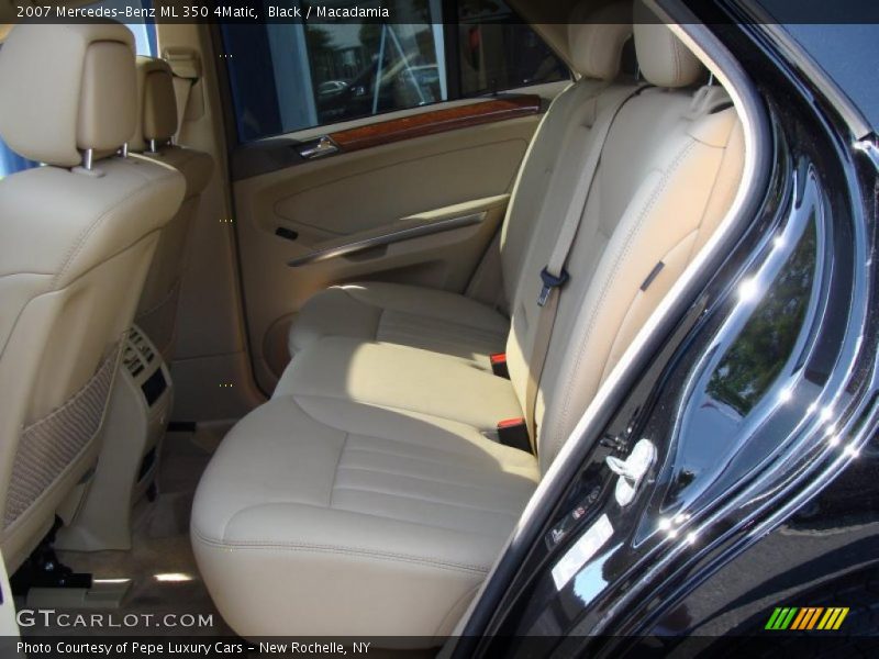 Black / Macadamia 2007 Mercedes-Benz ML 350 4Matic
