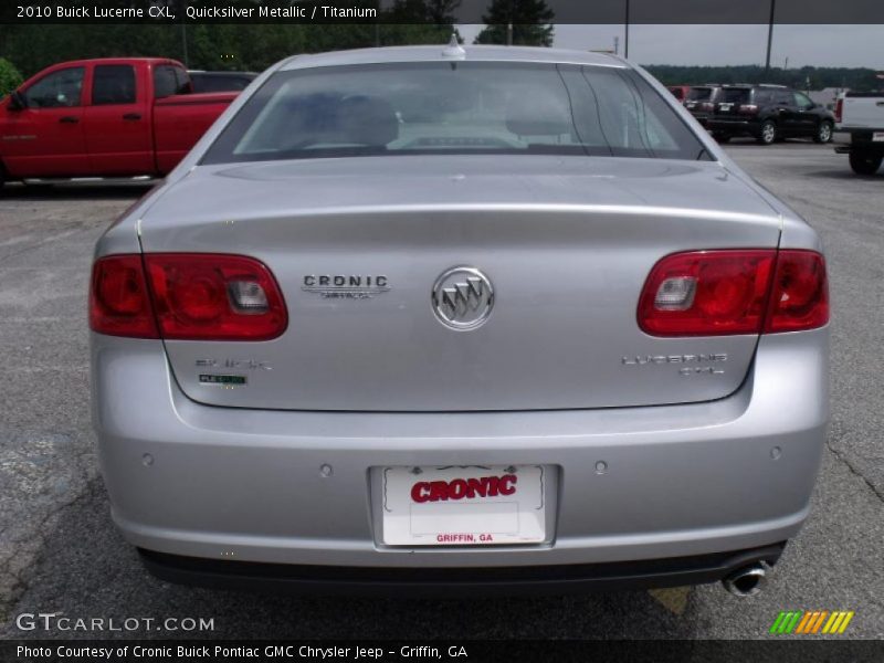 Quicksilver Metallic / Titanium 2010 Buick Lucerne CXL