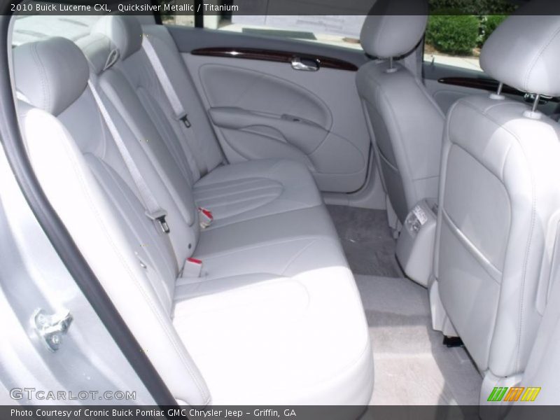 Quicksilver Metallic / Titanium 2010 Buick Lucerne CXL