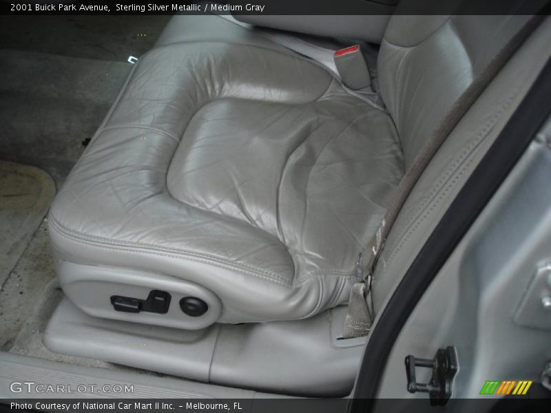 Sterling Silver Metallic / Medium Gray 2001 Buick Park Avenue