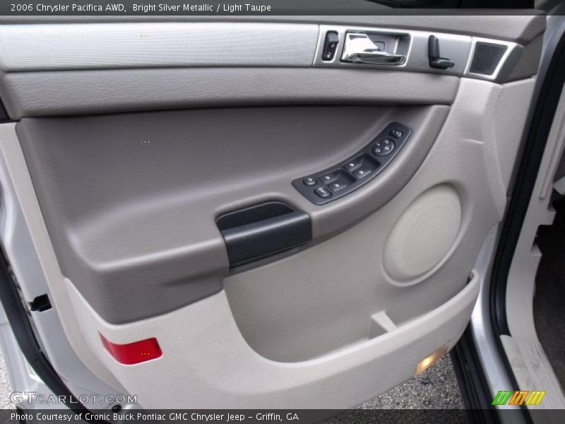 Bright Silver Metallic / Light Taupe 2006 Chrysler Pacifica AWD