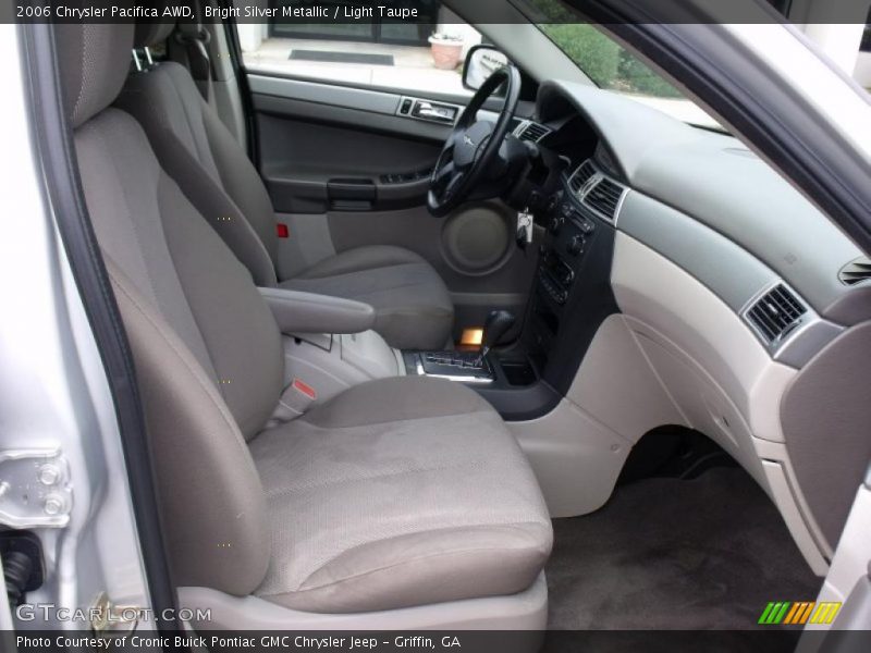 Bright Silver Metallic / Light Taupe 2006 Chrysler Pacifica AWD
