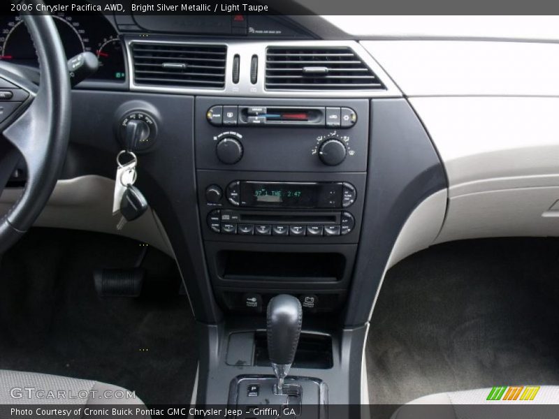 Bright Silver Metallic / Light Taupe 2006 Chrysler Pacifica AWD