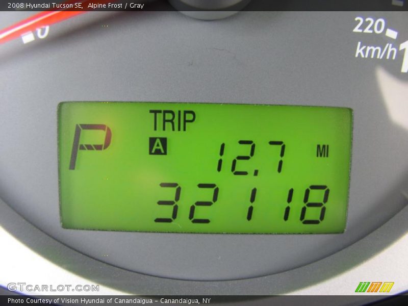 Alpine Frost / Gray 2008 Hyundai Tucson SE