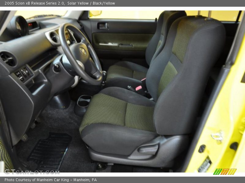  2005 xB Release Series 2.0 Black/Yellow Interior