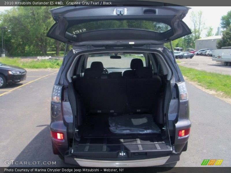 Graphite Gray Pearl / Black 2010 Mitsubishi Outlander ES 4WD