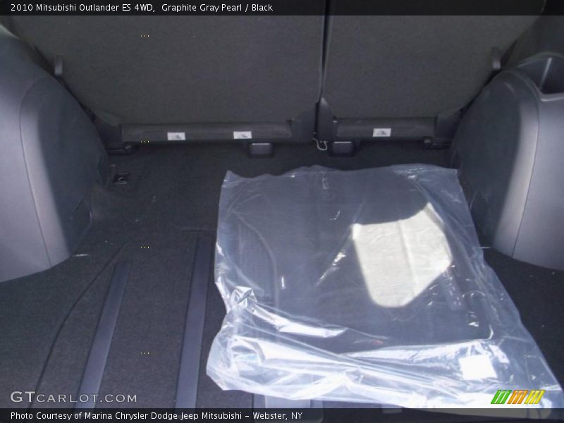 Graphite Gray Pearl / Black 2010 Mitsubishi Outlander ES 4WD