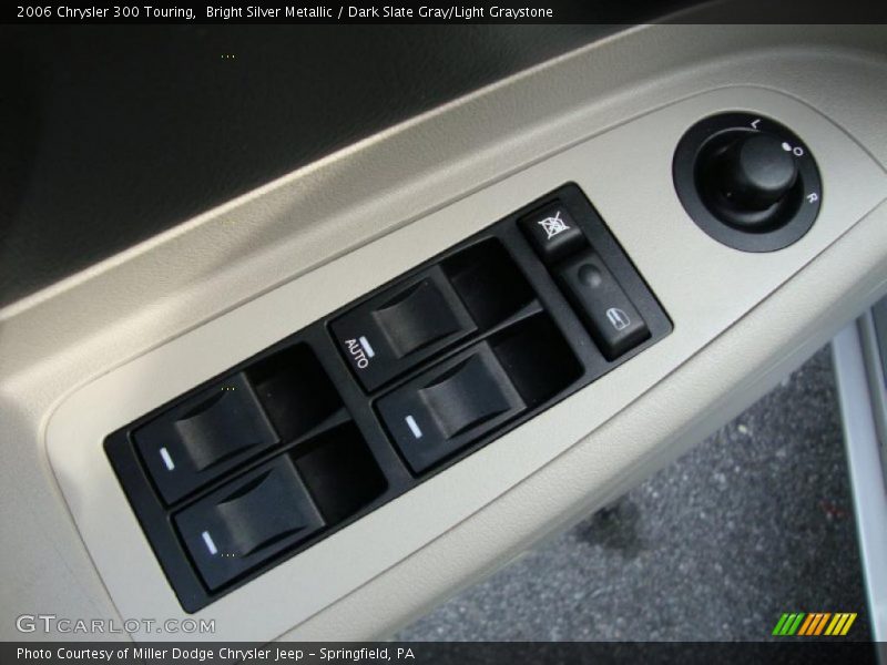 Bright Silver Metallic / Dark Slate Gray/Light Graystone 2006 Chrysler 300 Touring