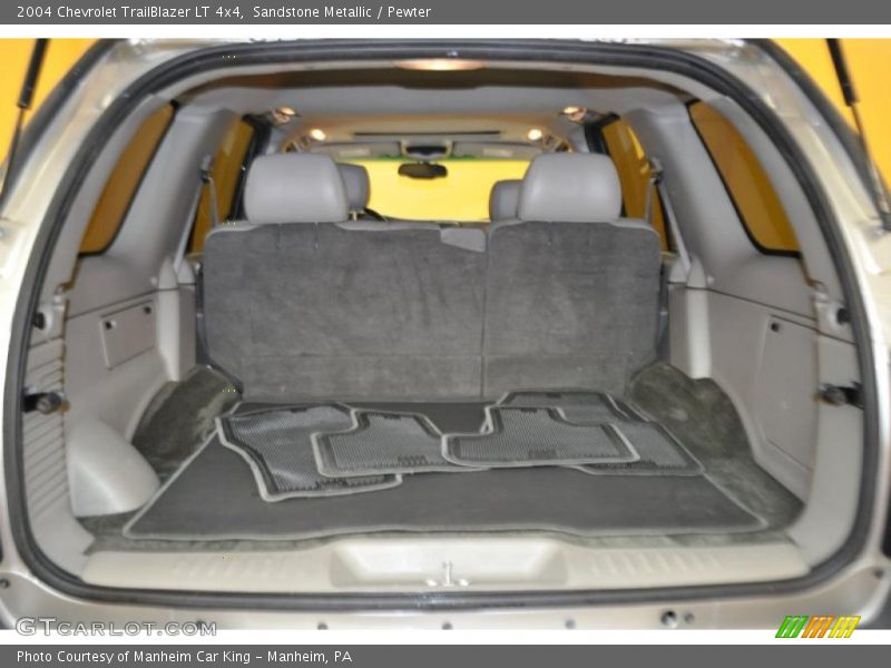 Sandstone Metallic / Pewter 2004 Chevrolet TrailBlazer LT 4x4