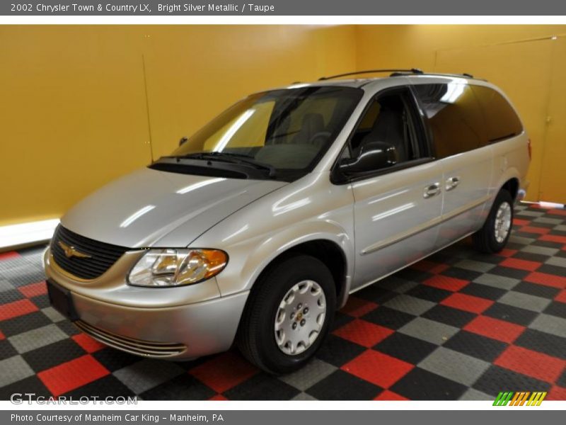 Bright Silver Metallic / Taupe 2002 Chrysler Town & Country LX