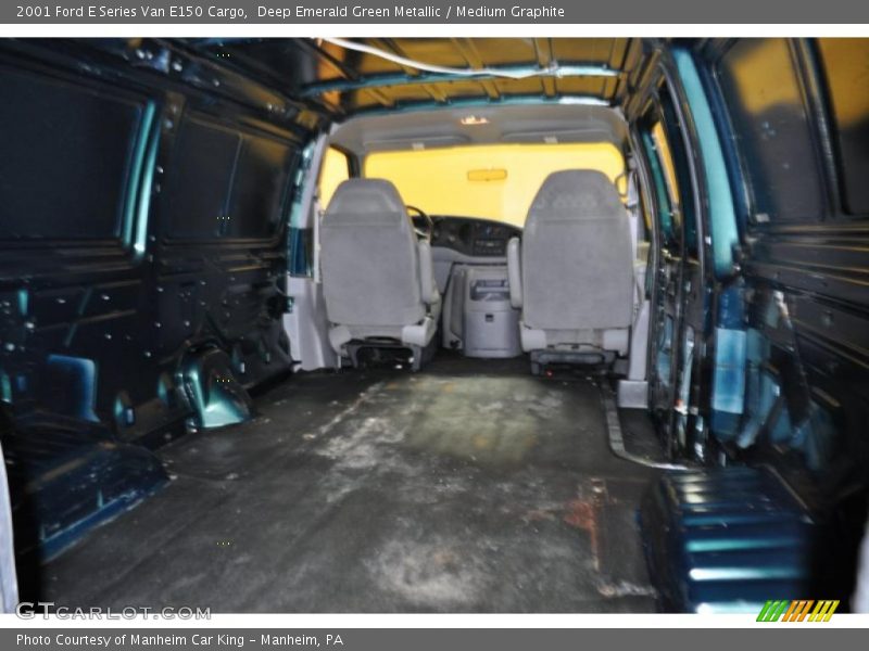 Deep Emerald Green Metallic / Medium Graphite 2001 Ford E Series Van E150 Cargo