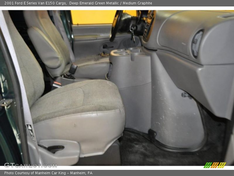 Deep Emerald Green Metallic / Medium Graphite 2001 Ford E Series Van E150 Cargo
