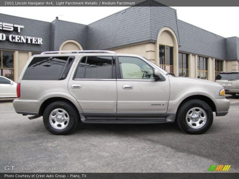 Light Parchment Metallic / Medium Parchment 2001 Lincoln Navigator 4x4