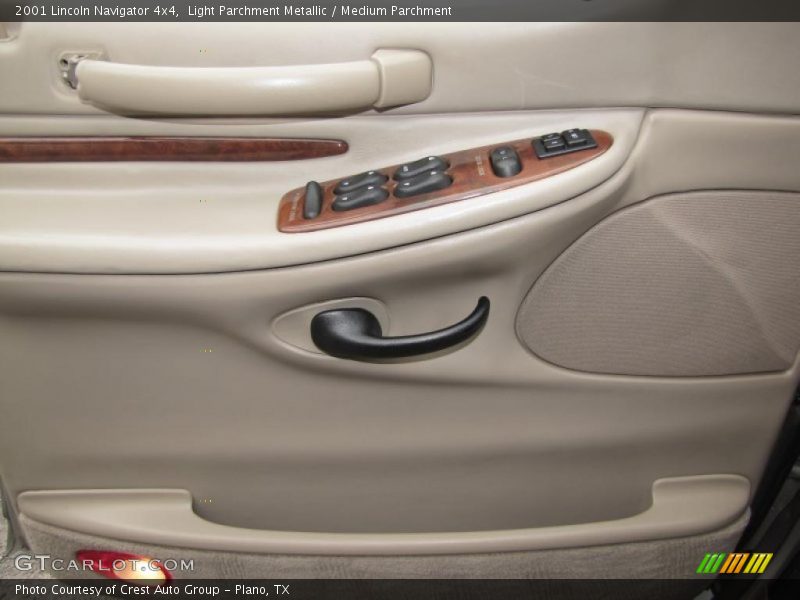 Light Parchment Metallic / Medium Parchment 2001 Lincoln Navigator 4x4