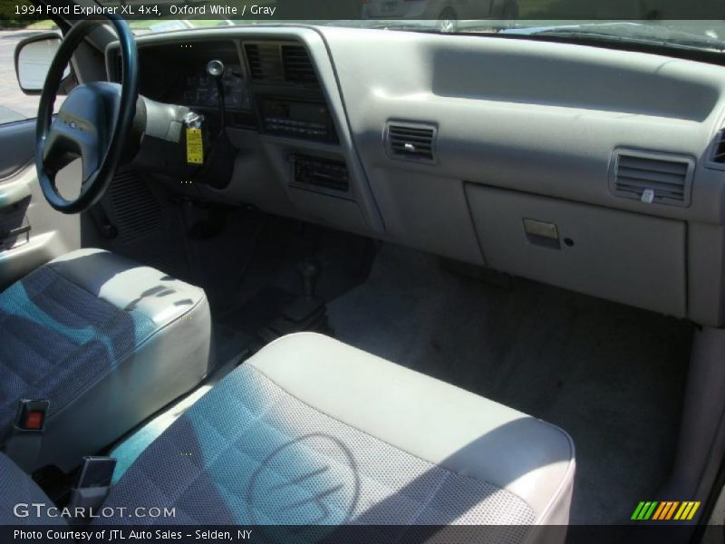 Oxford White / Gray 1994 Ford Explorer XL 4x4