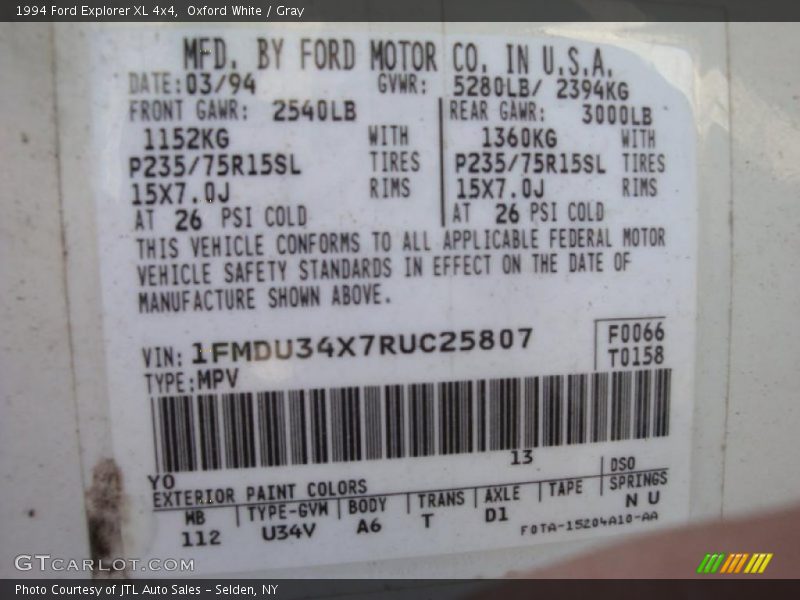 Oxford White / Gray 1994 Ford Explorer XL 4x4