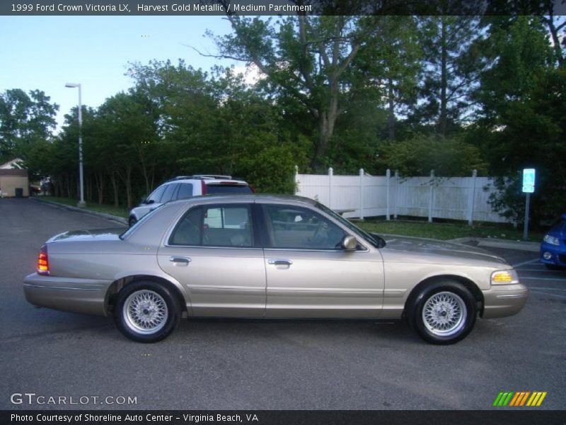 Harvest Gold Metallic / Medium Parchment 1999 Ford Crown Victoria LX