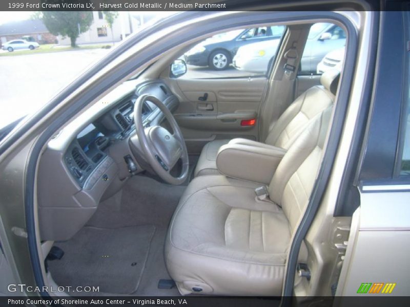 Harvest Gold Metallic / Medium Parchment 1999 Ford Crown Victoria LX