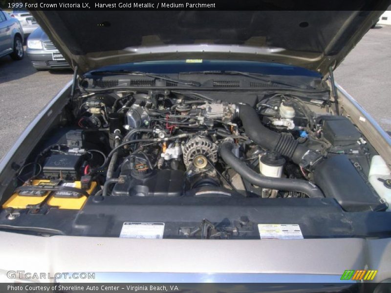Harvest Gold Metallic / Medium Parchment 1999 Ford Crown Victoria LX