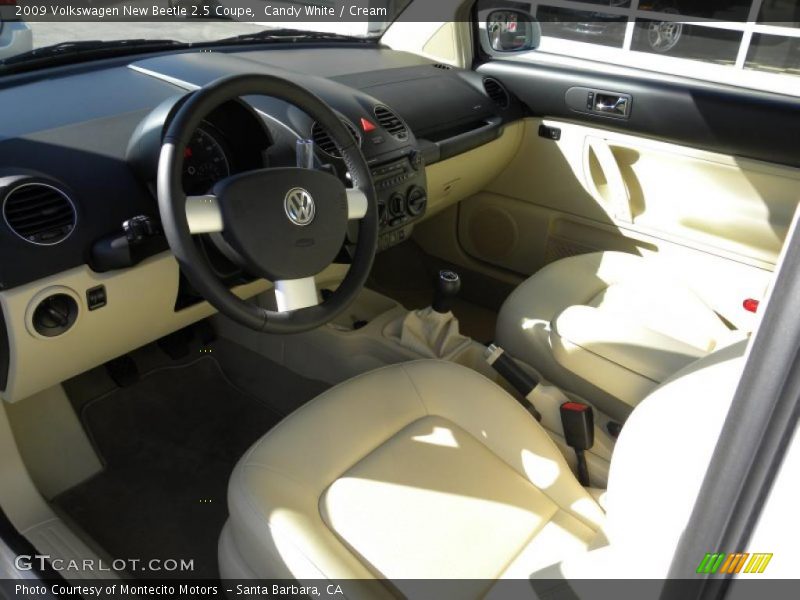 Candy White / Cream 2009 Volkswagen New Beetle 2.5 Coupe