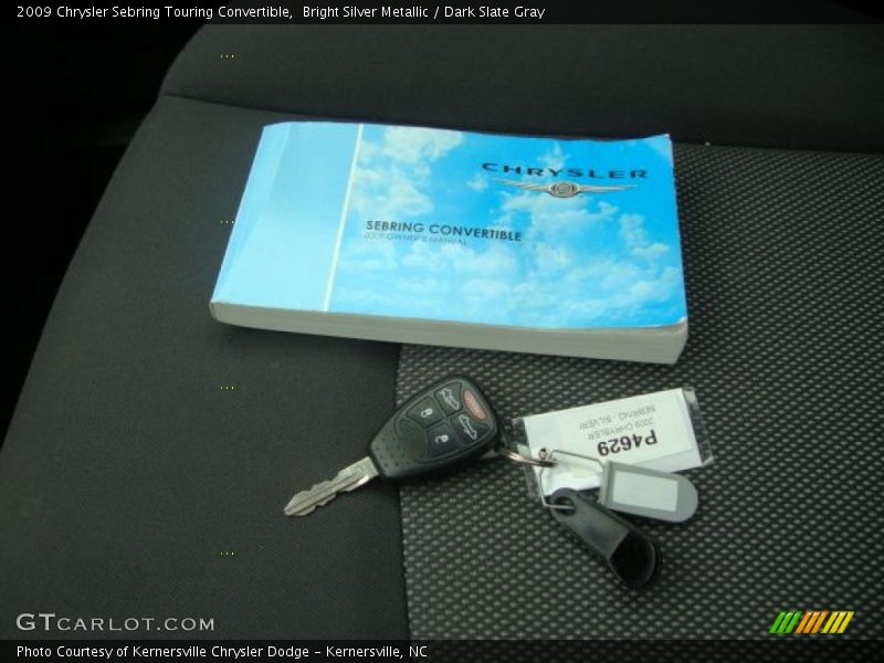 Bright Silver Metallic / Dark Slate Gray 2009 Chrysler Sebring Touring Convertible