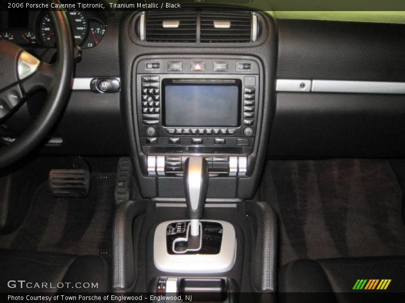 Titanium Metallic / Black 2006 Porsche Cayenne Tiptronic