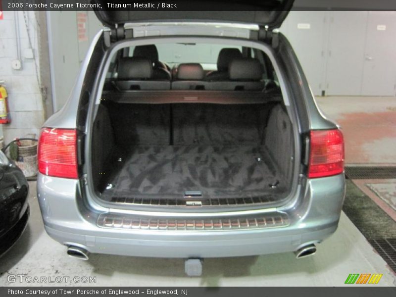 Titanium Metallic / Black 2006 Porsche Cayenne Tiptronic