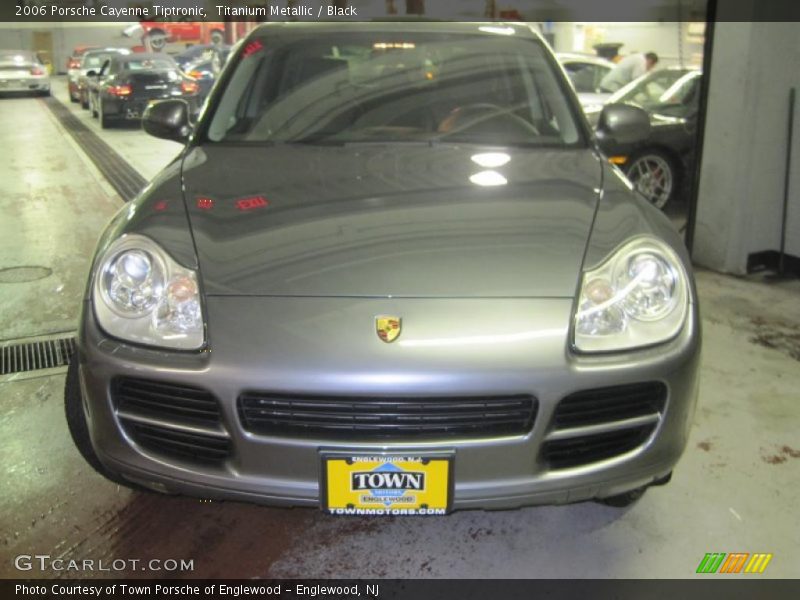 Titanium Metallic / Black 2006 Porsche Cayenne Tiptronic