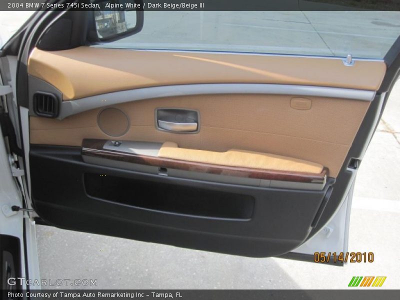 Alpine White / Dark Beige/Beige III 2004 BMW 7 Series 745i Sedan