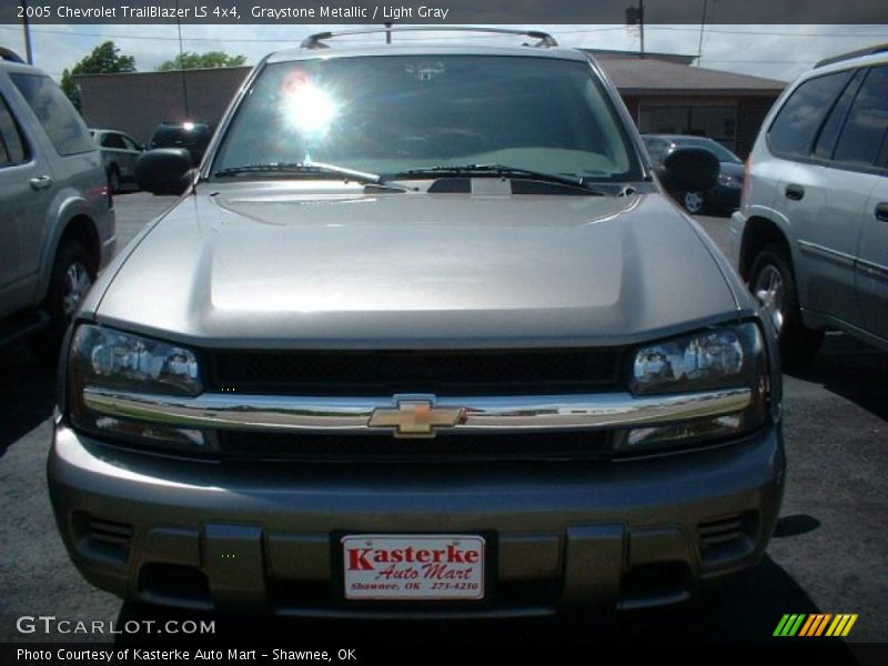 Graystone Metallic / Light Gray 2005 Chevrolet TrailBlazer LS 4x4