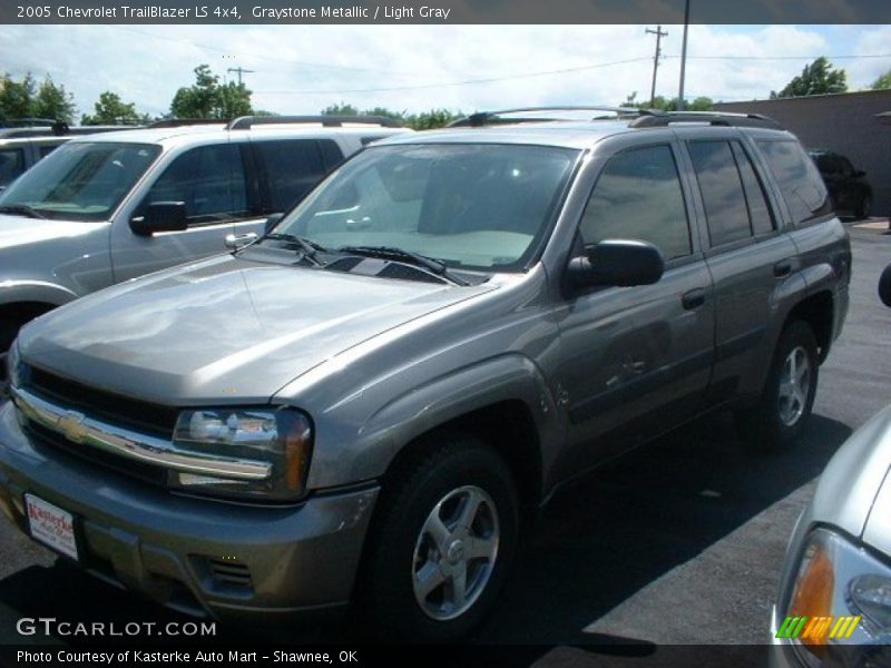 Graystone Metallic / Light Gray 2005 Chevrolet TrailBlazer LS 4x4