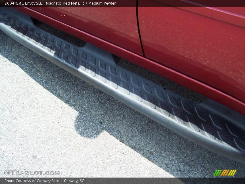 Magnetic Red Metallic / Medium Pewter 2004 GMC Envoy SLE