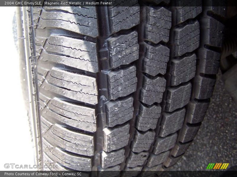 Magnetic Red Metallic / Medium Pewter 2004 GMC Envoy SLE