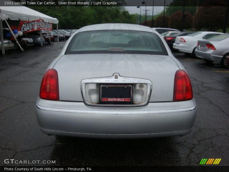 Silver Frost Metallic / Light Graphite 2001 Lincoln Town Car Cartier