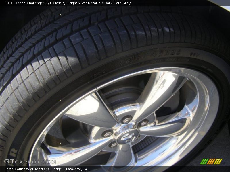 Bright Silver Metallic / Dark Slate Gray 2010 Dodge Challenger R/T Classic