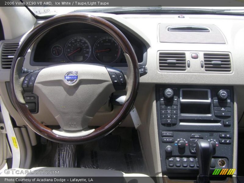 Ice White / Taupe/Light Taupe 2006 Volvo XC90 V8 AWD