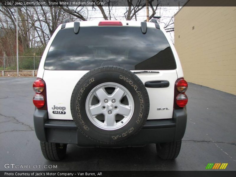 Stone White / Medium Slate Gray 2007 Jeep Liberty Sport
