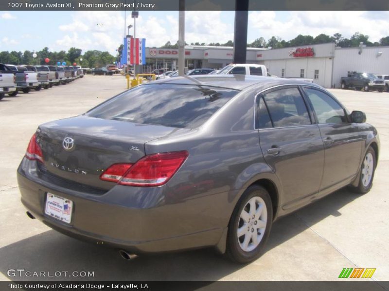 Phantom Gray Pearl / Ivory 2007 Toyota Avalon XL