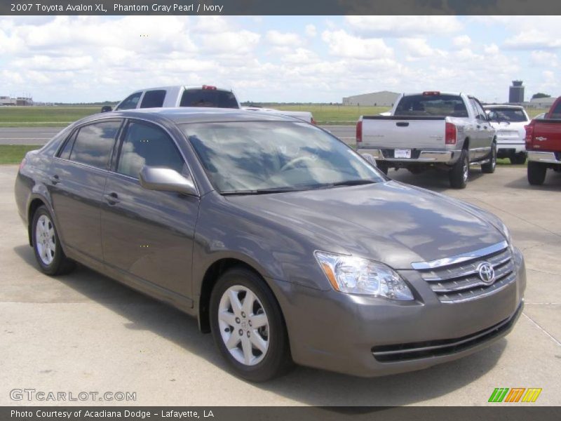 Phantom Gray Pearl / Ivory 2007 Toyota Avalon XL