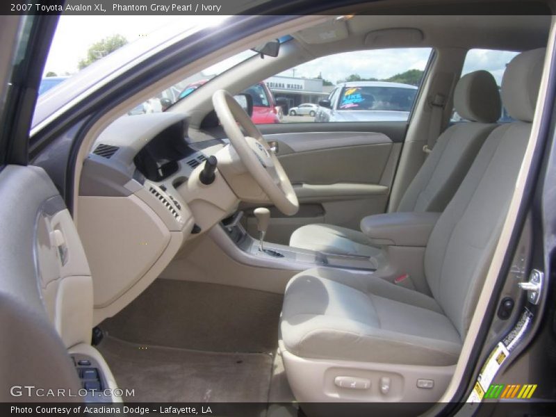 Phantom Gray Pearl / Ivory 2007 Toyota Avalon XL