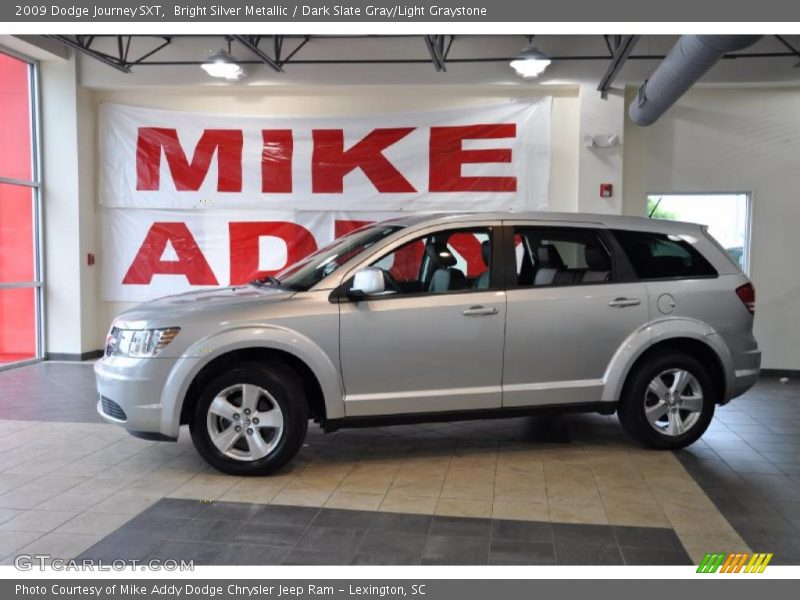 Bright Silver Metallic / Dark Slate Gray/Light Graystone 2009 Dodge Journey SXT