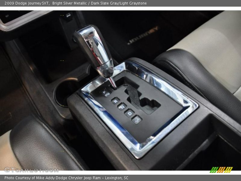 Bright Silver Metallic / Dark Slate Gray/Light Graystone 2009 Dodge Journey SXT