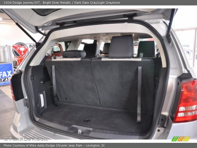 Bright Silver Metallic / Dark Slate Gray/Light Graystone 2009 Dodge Journey SXT