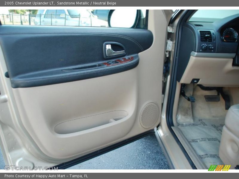 Sandstone Metallic / Neutral Beige 2005 Chevrolet Uplander LT