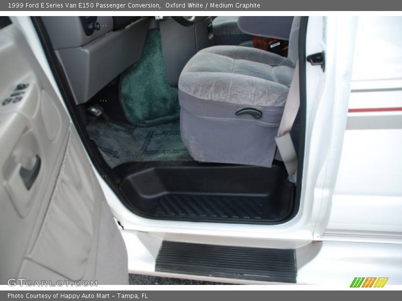 Oxford White / Medium Graphite 1999 Ford E Series Van E150 Passenger Conversion