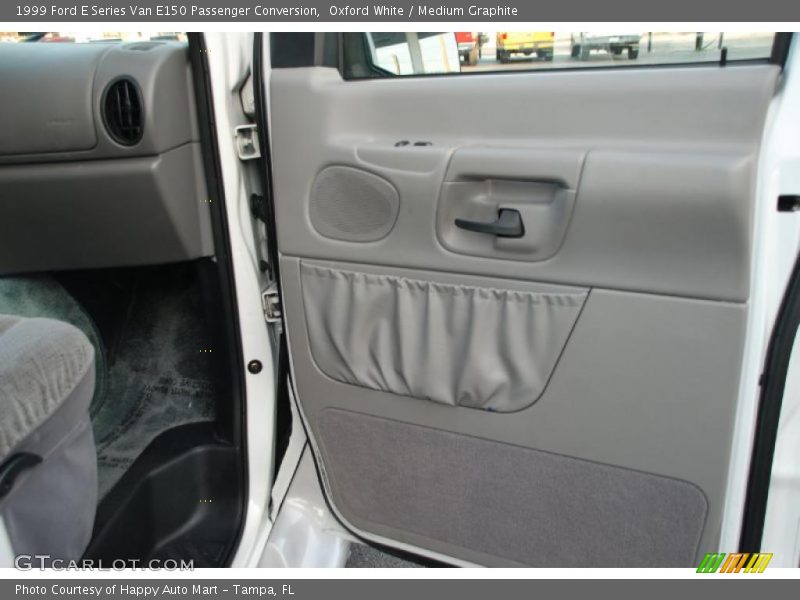 Oxford White / Medium Graphite 1999 Ford E Series Van E150 Passenger Conversion