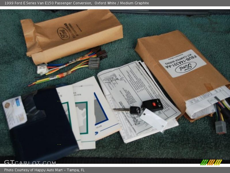 Oxford White / Medium Graphite 1999 Ford E Series Van E150 Passenger Conversion